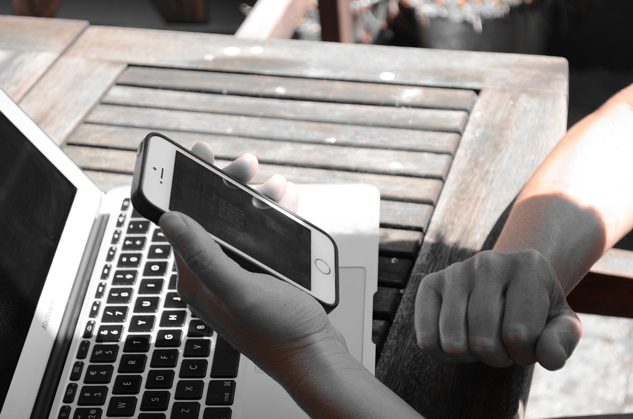 蘋果4s水貨最新報(bào)價(jià)深度解析及購(gòu)買建議，市場(chǎng)走勢(shì)與選擇指南