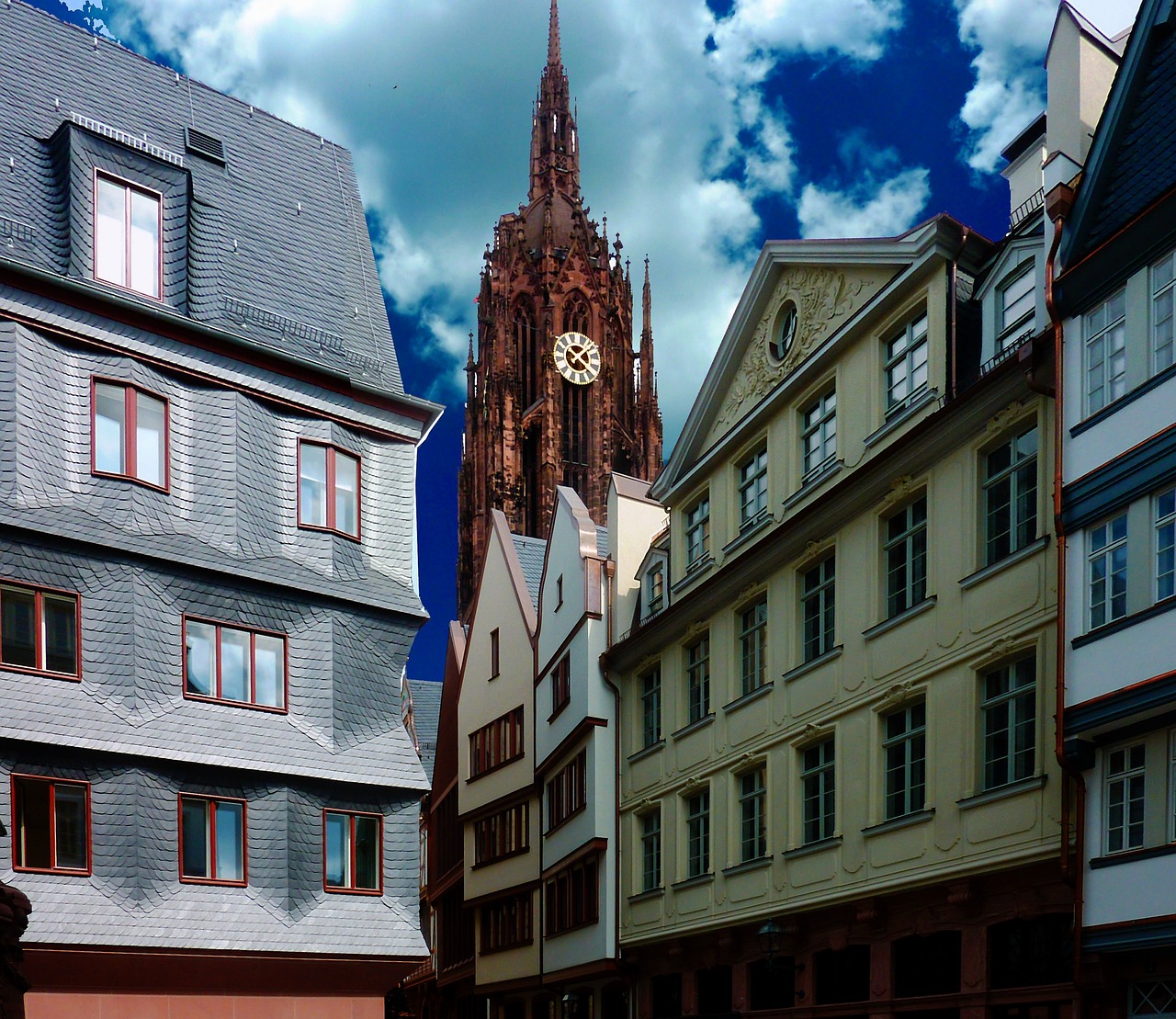 上海市城隍廟動(dòng)遷，歷史與現(xiàn)代的交融與挑戰(zhàn)