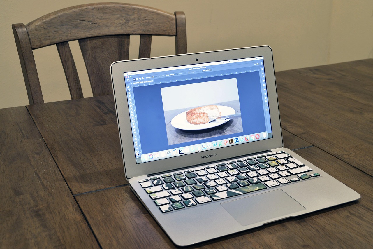 聯(lián)想最新款筆記本2017，技術(shù)與設(shè)計(jì)的完美融合亮相市場