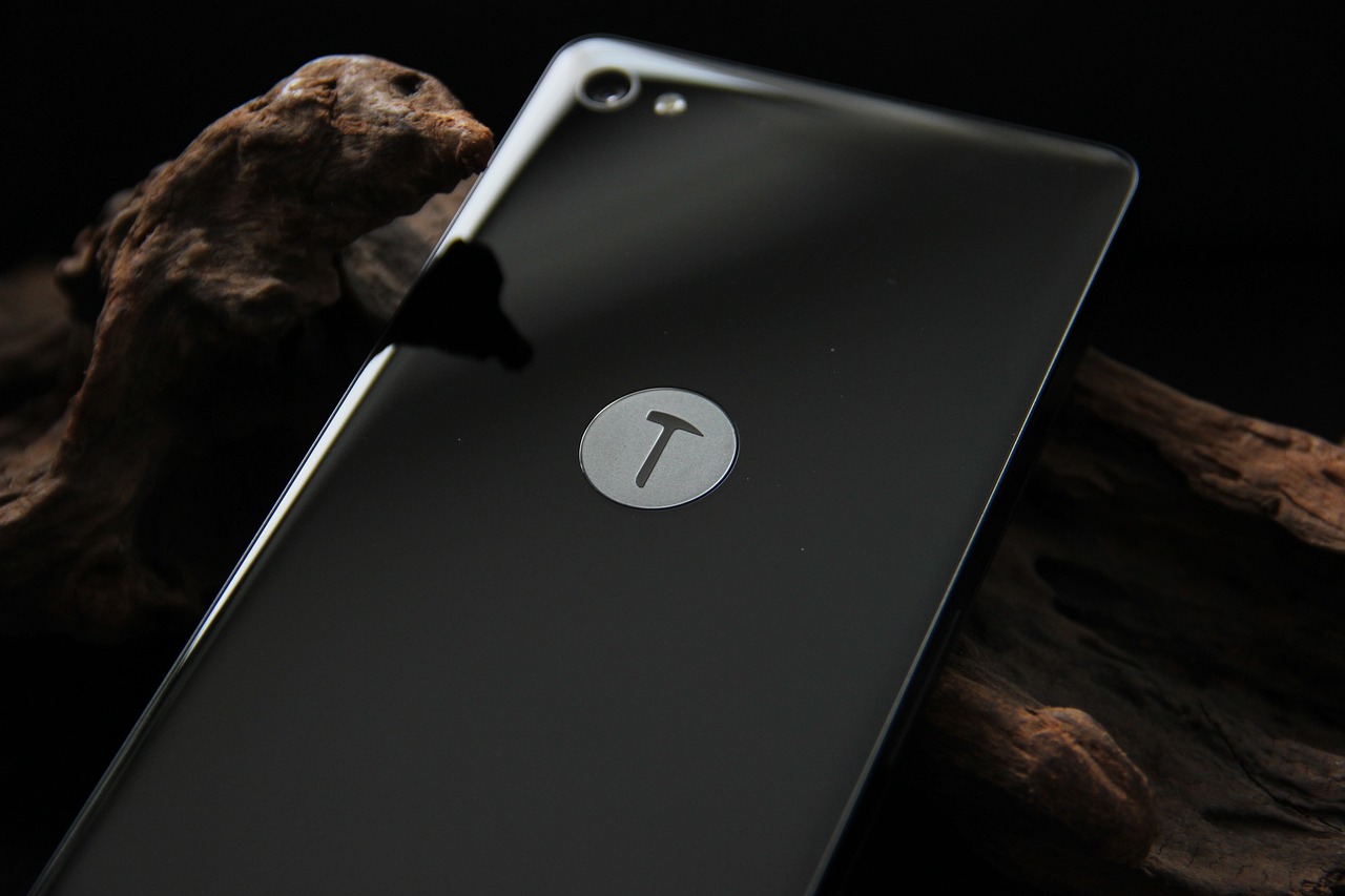 科技與美學(xué)的巔峰結(jié)合，最新三星手機(jī)登場(chǎng)