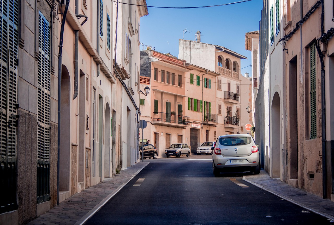 最新街拍美術(shù)館更新，捕捉城市藝術(shù)瞬間的魅力