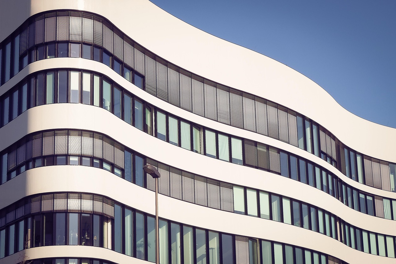 錫山八佰伴引領區(qū)域商業(yè)變革，開啟新篇章的最新消息