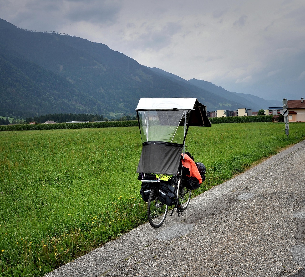 心藝電動車2016最新款，無界之旅的探索之旅