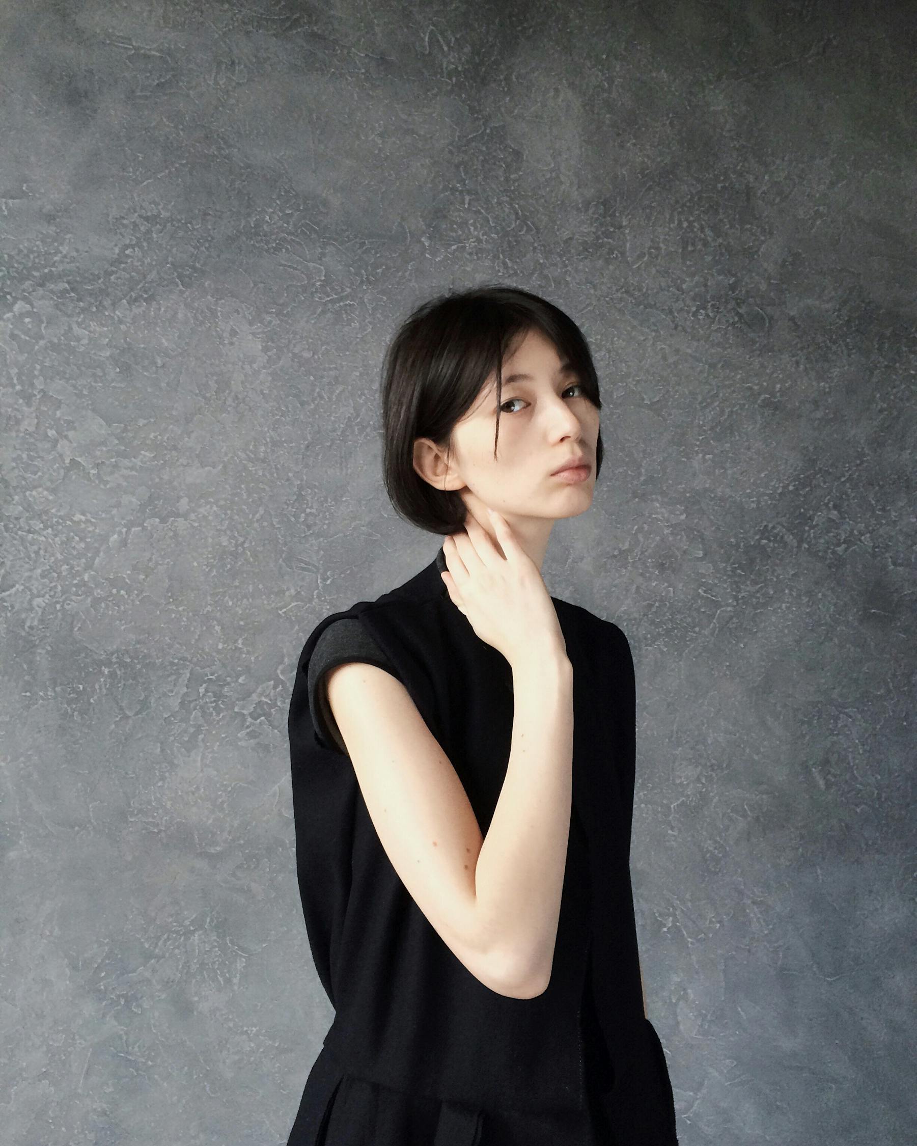 歐美風(fēng)女頭像最新時(shí)尚潮流版本，詮釋時(shí)尚魅力的精選頭像