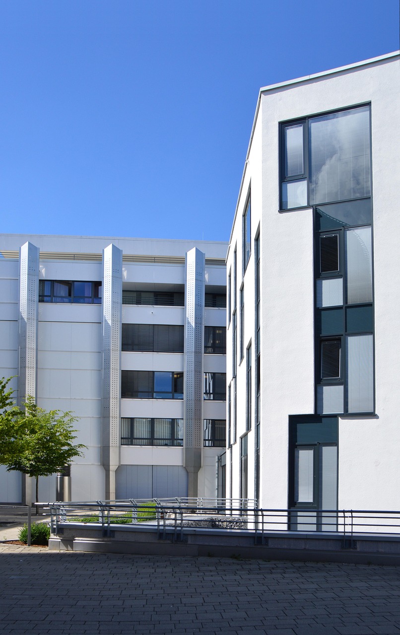 西安市電子廠最新招聘動態(tài)與職業(yè)機會探索，招聘信息及職業(yè)發(fā)展指南