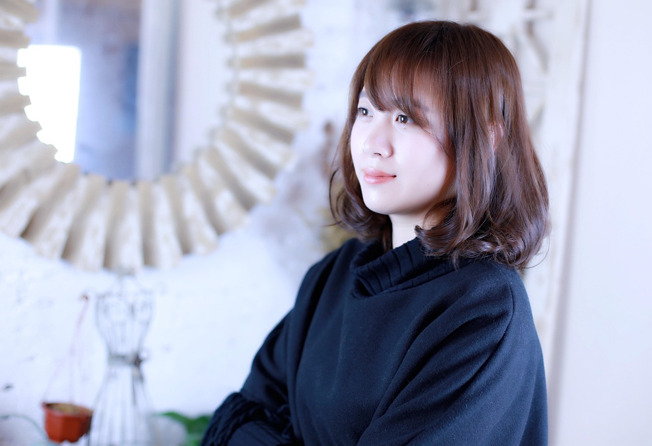 周冬雨最新發(fā)型DIY教程與時(shí)尚指南，輕松打造魅力發(fā)型！