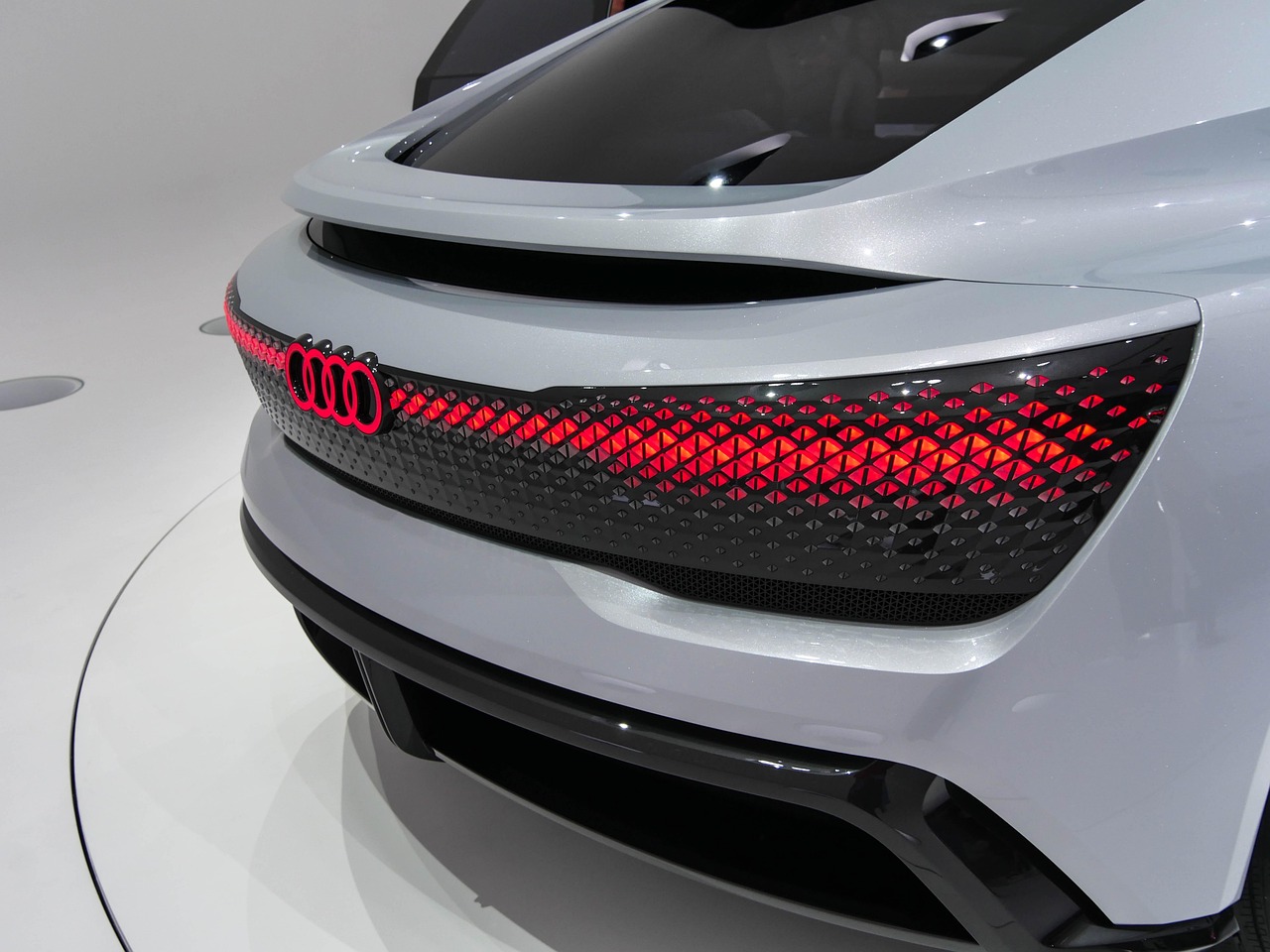 廣汽傳祺最新概念車(chē)，未來(lái)汽車(chē)美學(xué)與科技創(chuàng)新的典范