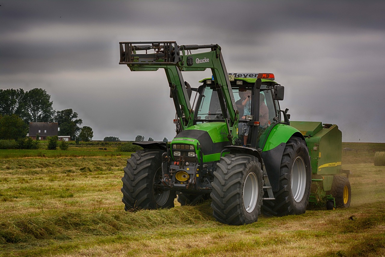 福田雷沃收割機GE70最新款，科技與效率的完美融合