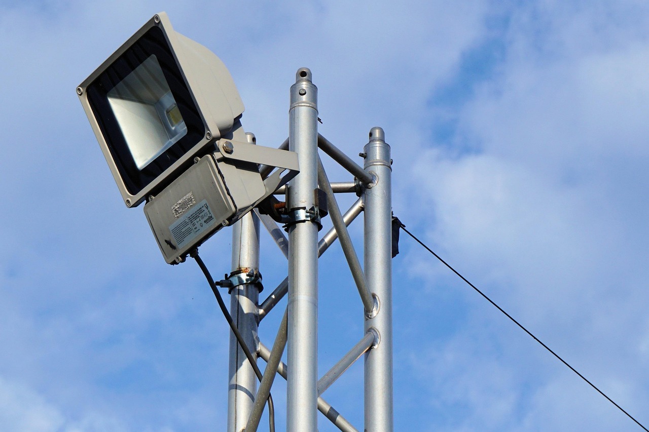 施工現(xiàn)場(chǎng)臨時(shí)用電安全技術(shù)規(guī)范最新版解讀，保障施工現(xiàn)場(chǎng)用電安全的關(guān)鍵指南