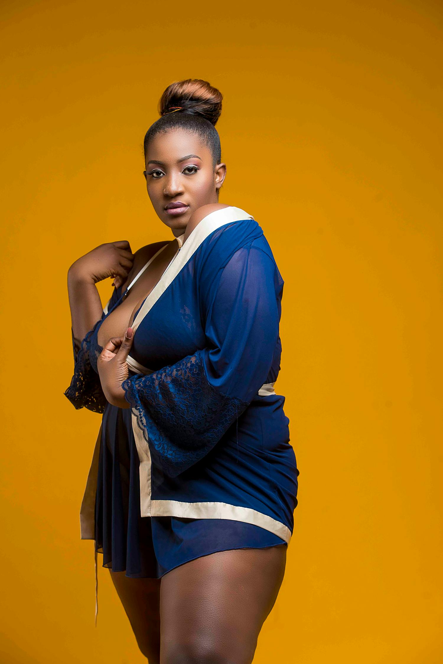 『最新照相姿勢(shì)大揭秘，展現(xiàn)個(gè)性魅力的全新方式』