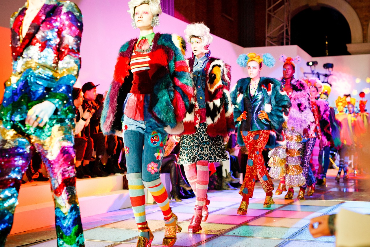 傳統(tǒng)與現(xiàn)代融合之美，最新式僧鞋亮相時尚舞臺